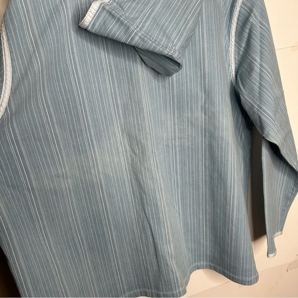 Denim & Co. Women’s Hooded Zip Front Denim Jacket 1X Stripe Lt. Blue - Picture 3 of 4